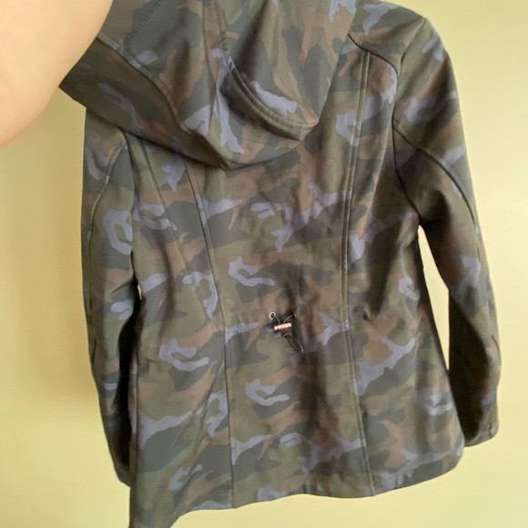 Camo Jacket - Picture 2 of 4